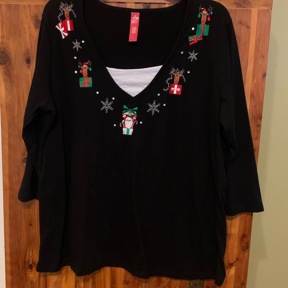 Christmas Tee - Picture 1 of 6